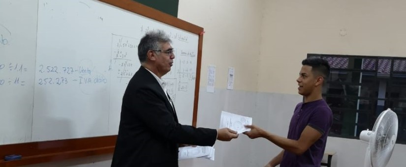 Alumnos del CPI de la FCE – Minga Porã recibieron el Reglamento de Admisión