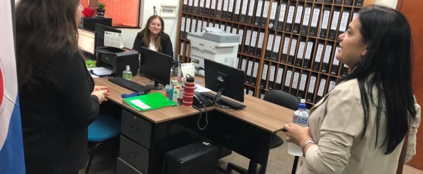 Representante del Cones verificó las instalaciones de la Facultad de Ciencias Económicas