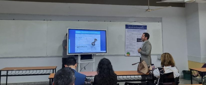 Participación destacada de docente investigador de la FCE en el XIV Foro de Investigadores de la UNE