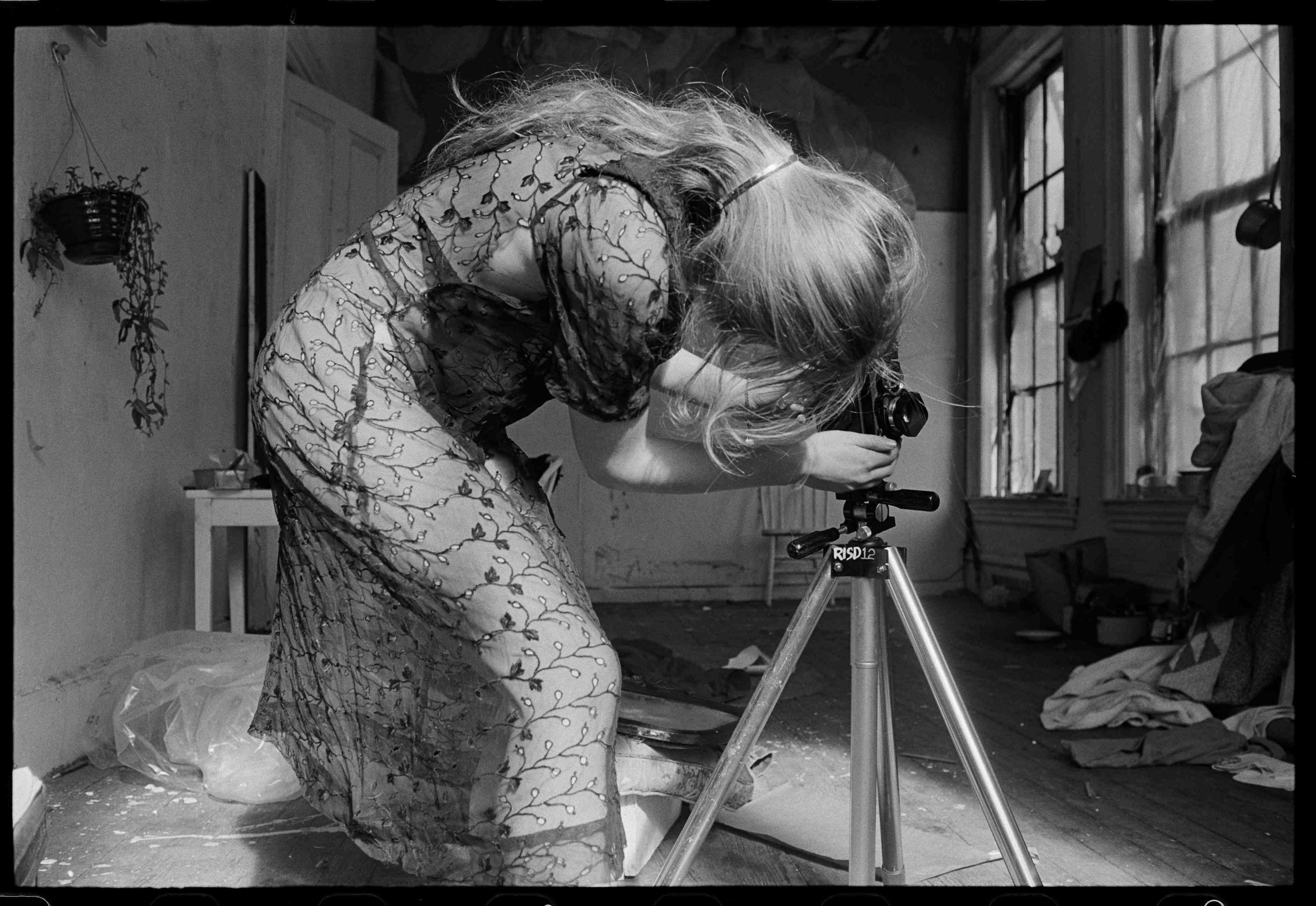 A Portrait of Francesca Woodman Through the Photographs She Left