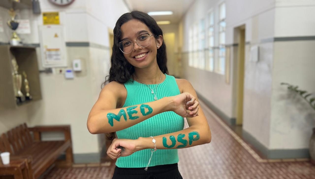 'Quem está em escola pública acha que a USP está distante e o Provão veio para nos aproximar desse sonho’, diz aluna de Cajuru aprovada em Medicina