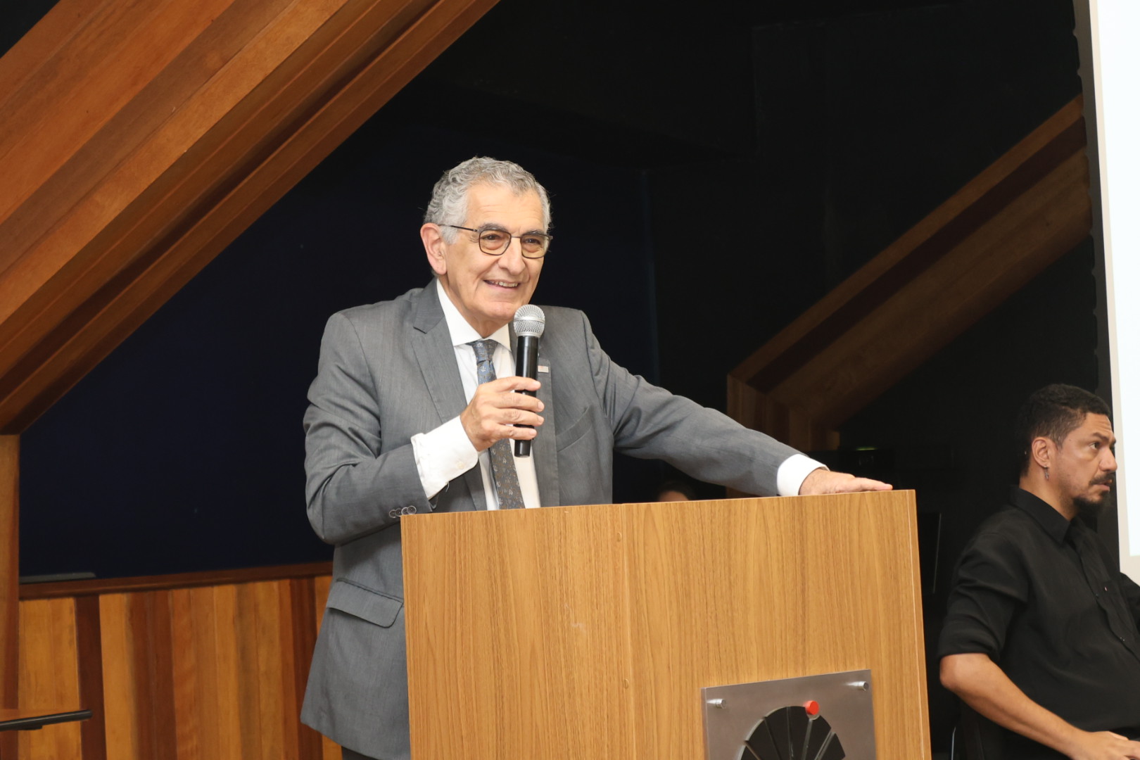 Paulo Cesar Montagner toma posse como 14º reitor da Unicamp