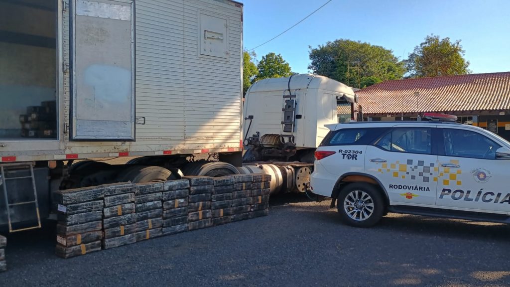 Carga de maconha interceptada pela PM no interior de SP ultrapassa 4 toneladas