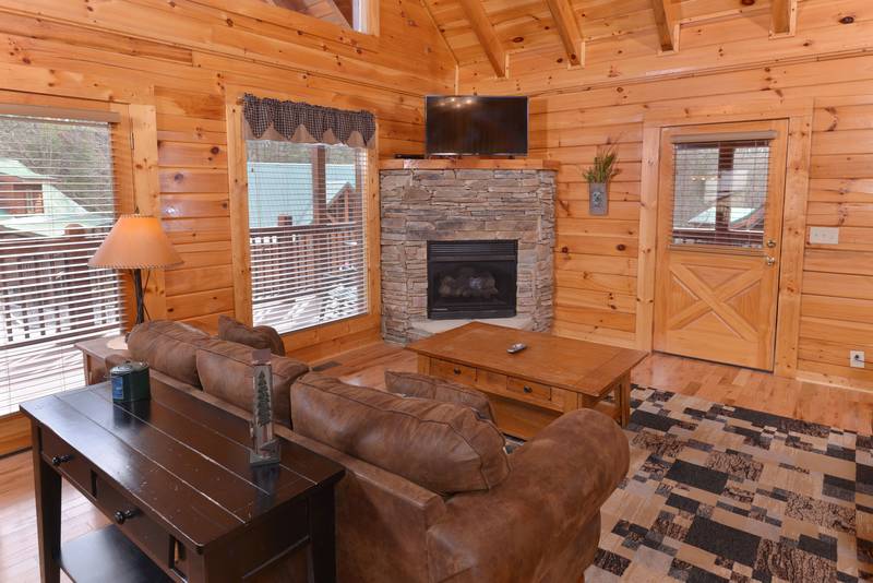 Calm waters and lively boardwalks make these beaches perfect for families. ALMOST HEAVEN | Blackberry Ridge 1 Bedroom Log Cabin Rental