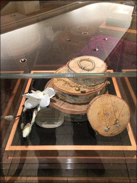 Cut Above Log Outfitting Museum Cases