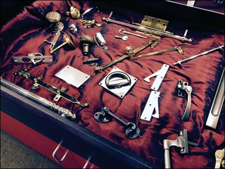 Cabinet Hardware Museum Case Elevates Presentation