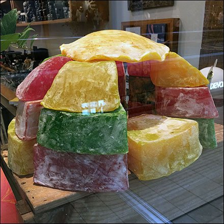 Lush Fresh Handmade Organic Cosmetics