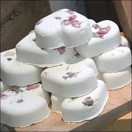 Lush Handmade Cosmetics 4