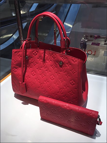 Louis Vuitton Museum Case Directional 3