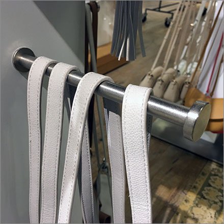 Plug-In Threaded Purse Faceout Closeup