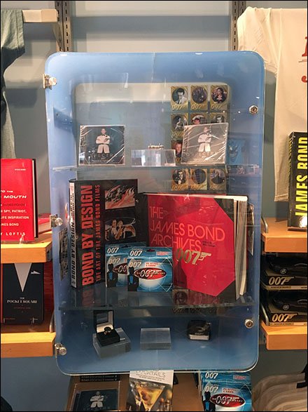 Round-Corner Display Case is Upright Mount
