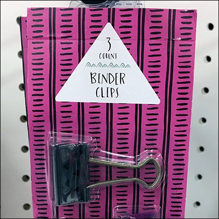 Binder Clips By Straight-Entry Hook Feature