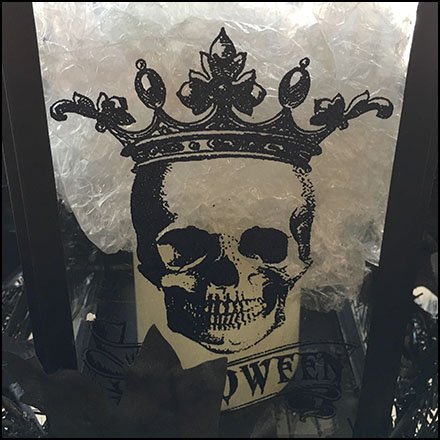 Halloween Lantern Merchandising Props Feature