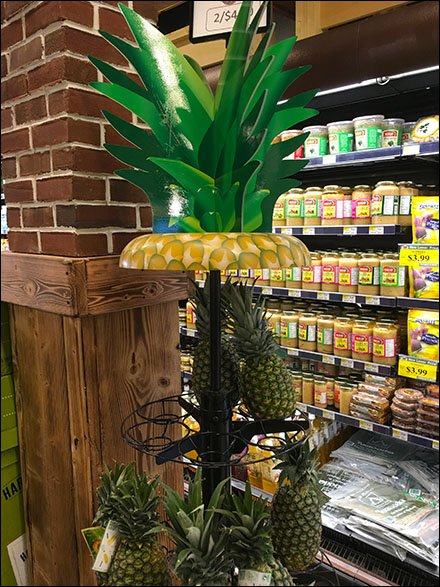 Fresh Pineapple Open Wire Ring Tower