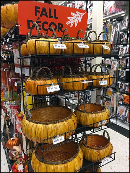 Gridwall Wire Shelf Fall Decor Basket Display 2