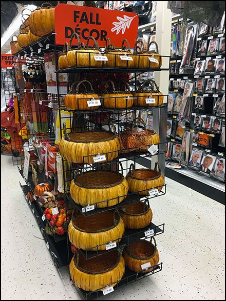 Gridwall Wire Shelf Fall Decor Basket Display 3