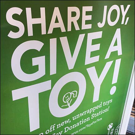 Toys R Us Toys For Tots Donations