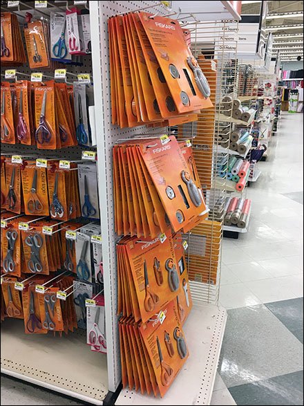 Fiskars Endcap Ensemble Merchandising
