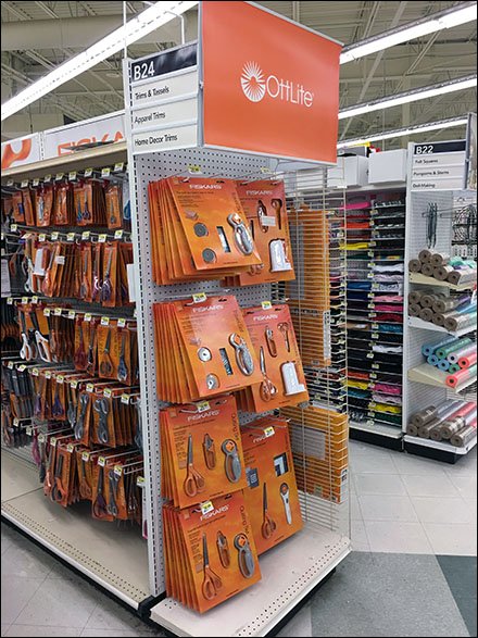 Fiskars Endcap Ensemble Merchandising