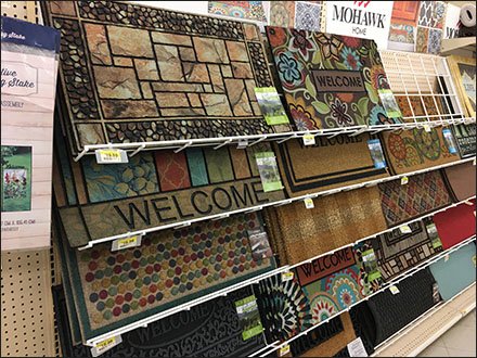 Declined Gondola Rack for Welcome Mat Retail