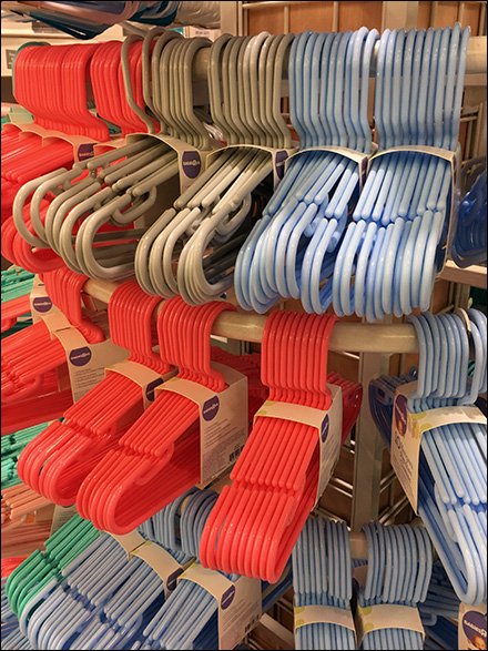 Infant Clothes Hanger Circular Rack Display