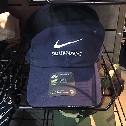 One Size Fits Most Cap Tray for Slatwall