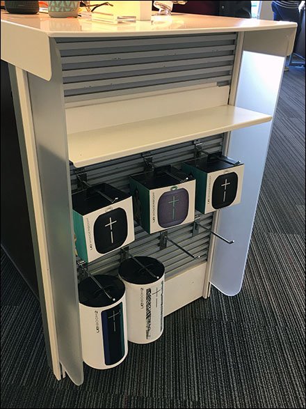 Ground Level Uniweb Hook Merchandising