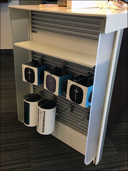 Ground Level Uniweb Hook Merchandising