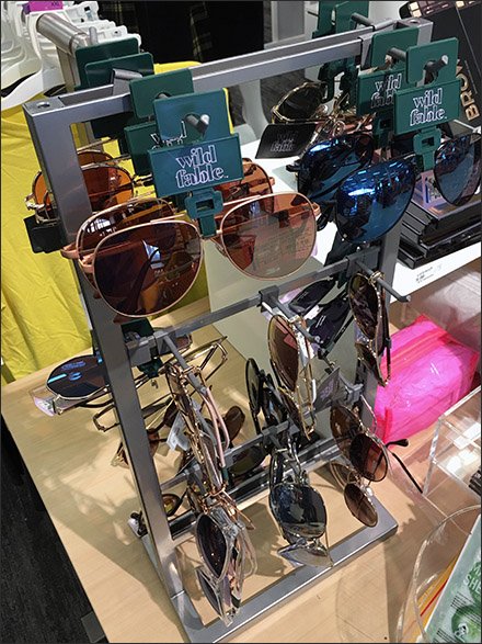 Wild Fable Table Top Sunglass Rack