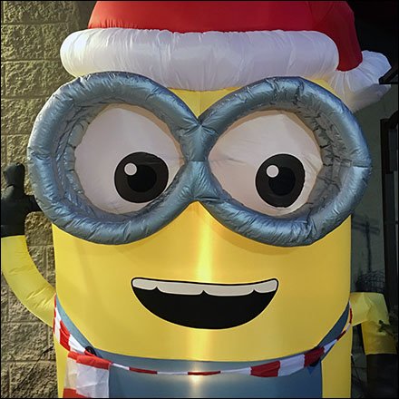 Minion Outdoor Inflatable Seasonal Welcome