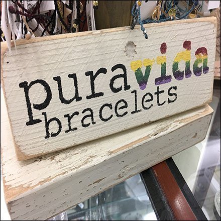 Puravida Bracelets Natural Tree Display Square