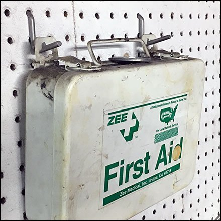 Single-Prong All-Wire Pin-Up Hook First Aid