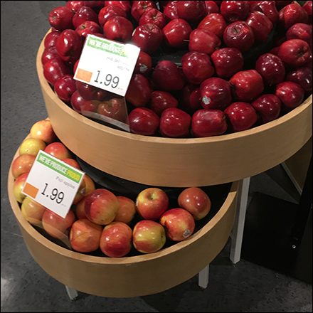 Market 32 Apple Circular Bulk-Bin Outfitting