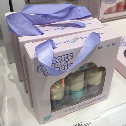 More-Than-Magic Ribboned Nail Art Set