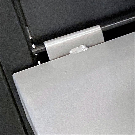 Saddle-Mount Slatwire Shelf Unit