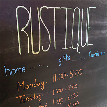 Rustique Entry-Door Chalkboard Hours