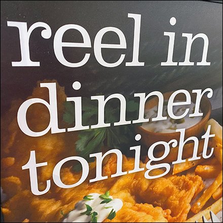 Reel-In-Dinner Seafood Floor Sign