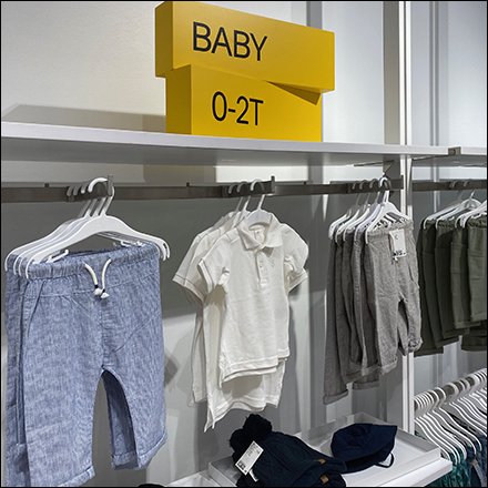 H&M Upright-Mount T-Shirt Faceouts