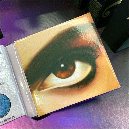 Urban-Decay Prince Cosmetics Details
