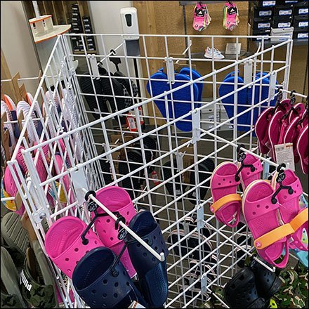 DSW Kids Double-Sided Sock Rack – Fixtures Close Up