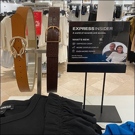 Express Vertical Belt Table-Top Display
