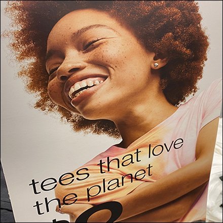  Love-the-Planet T-Shirt Table-Top Sign