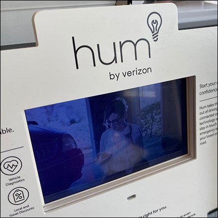 Verizon Hum Tabbed Table-Top Display Square3