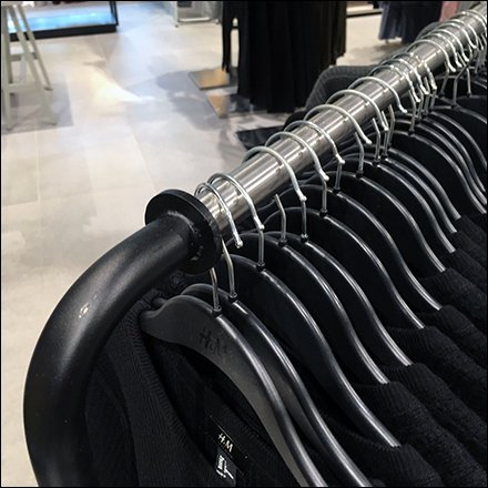 Dual Finish Apparel Hangrail Rack