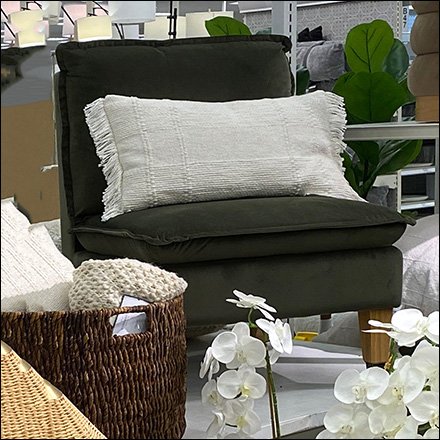 Seating-Focused Cushion Display Staging