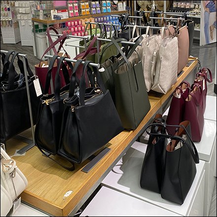 Purse and Handbag Lineup Execution