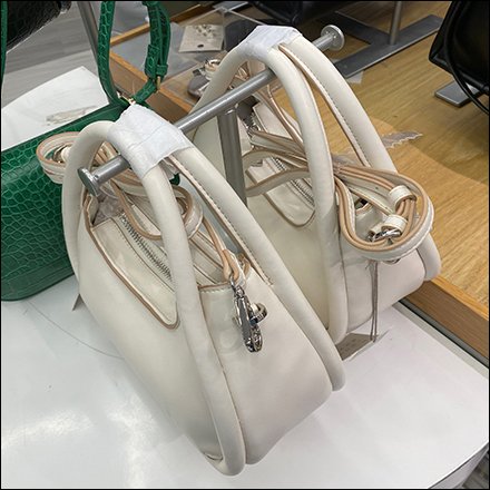 Tabletop Purse T-Stand Outfitting
