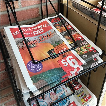 Open-Wire Store Specials Flyer Rack Kicks Off Your Shopping Trip