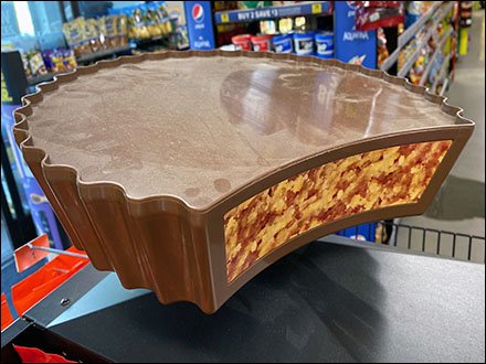 Reese's Mitered Island Display Merchandises in All Directions