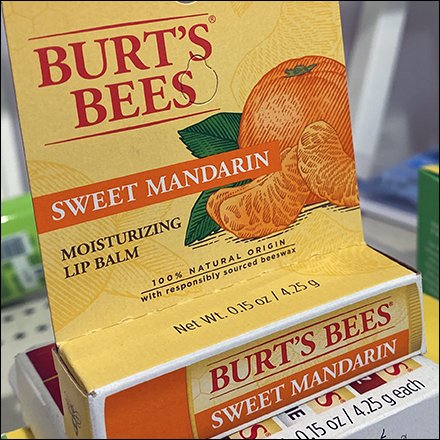 Burt's Bees Inline Display Presents It All Here